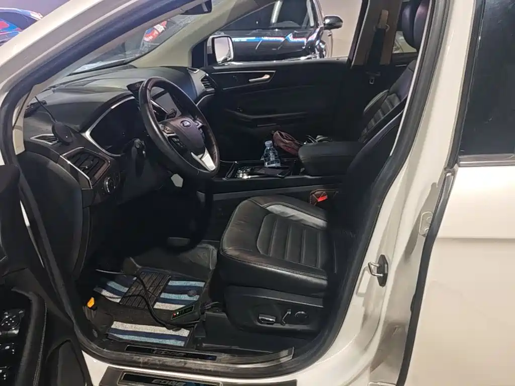 Ford Edge 2018 2018 EcoBoost 245 FWD Luxury 7-seater China V