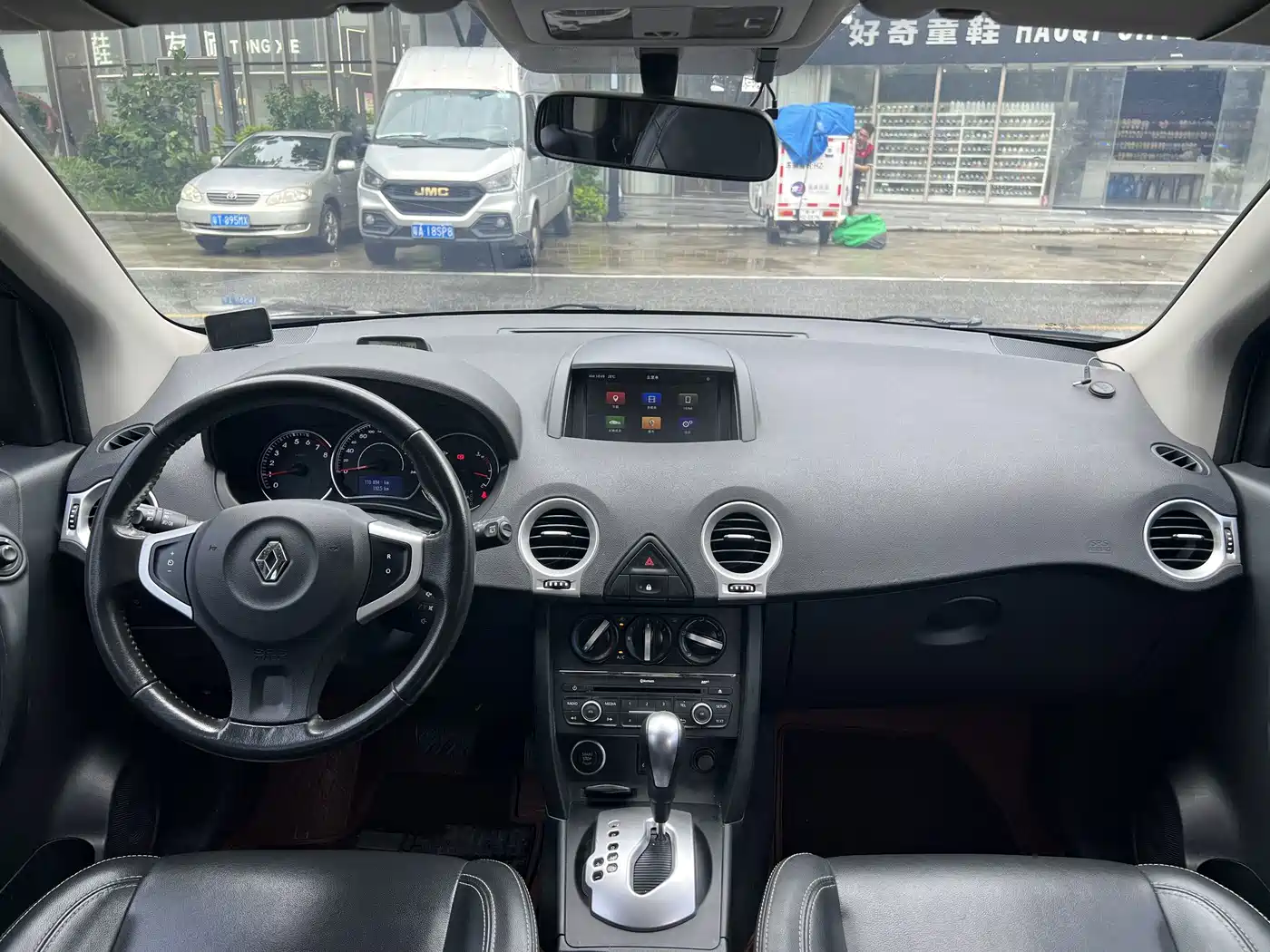 Renault Koleos (Import) 2015 2014 2.0L 2WD Standard Edition