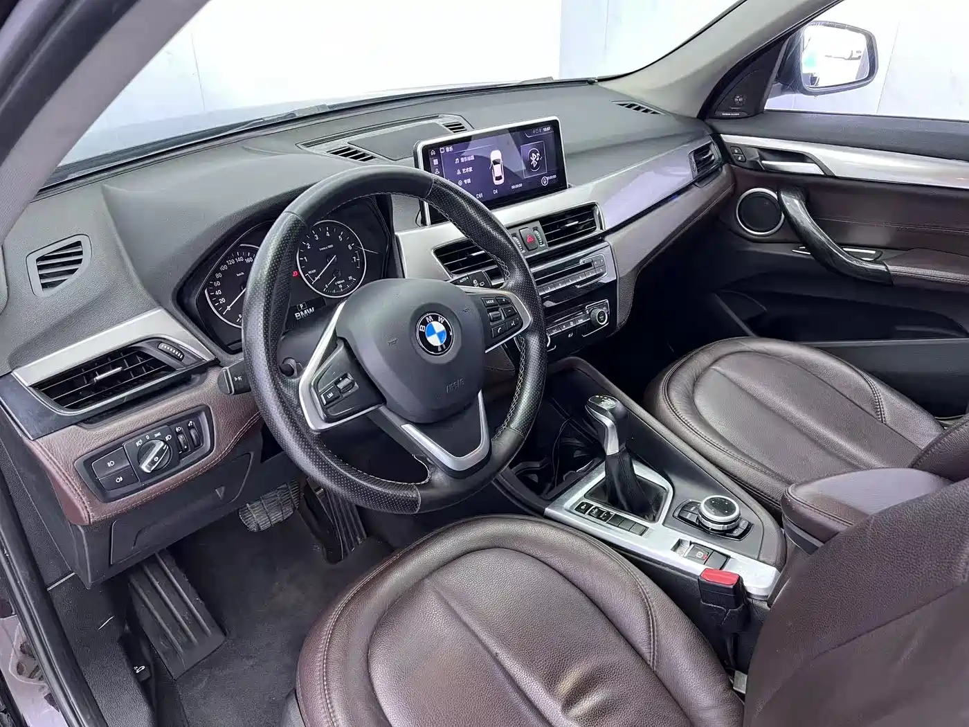BMW X1 2016 sDrive18Li Fashion Model фото 7