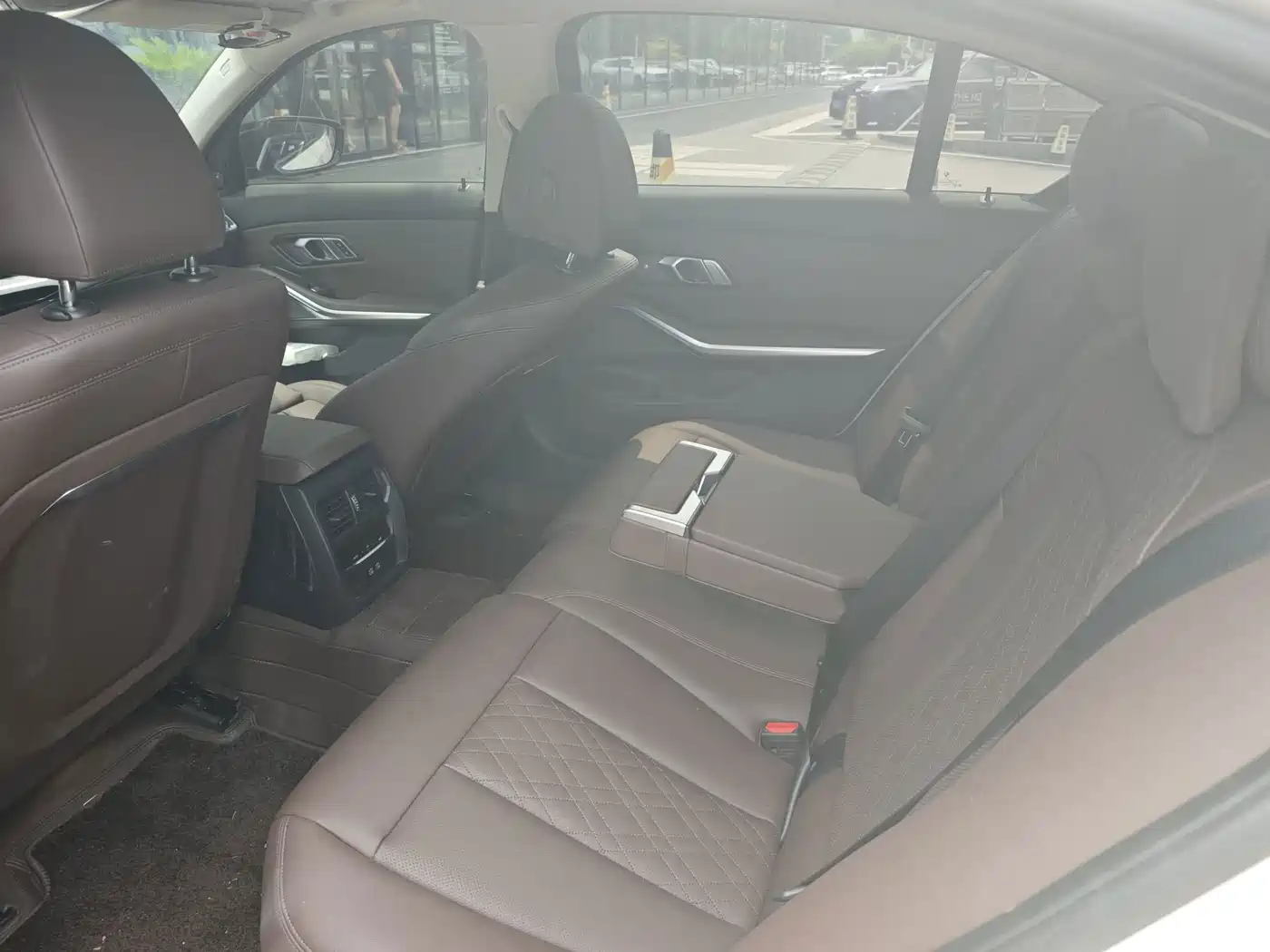 BMW 3 Series 2026 2026 330Li M Sport Shadowline Package