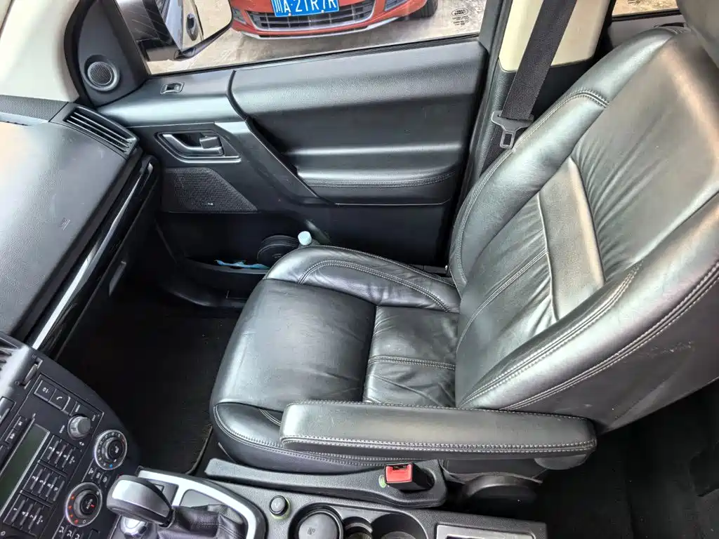 Photo 14 - Land Rover Freelander 2