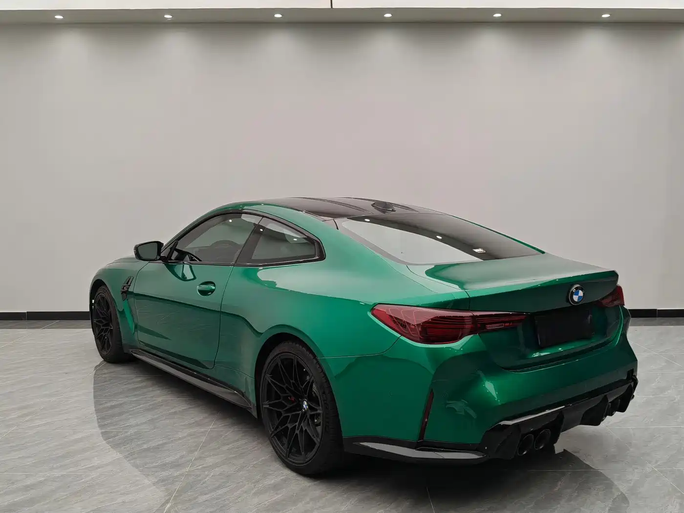 BMW M4 2025 2024 BMW M4 Coupe M xDrive Competition