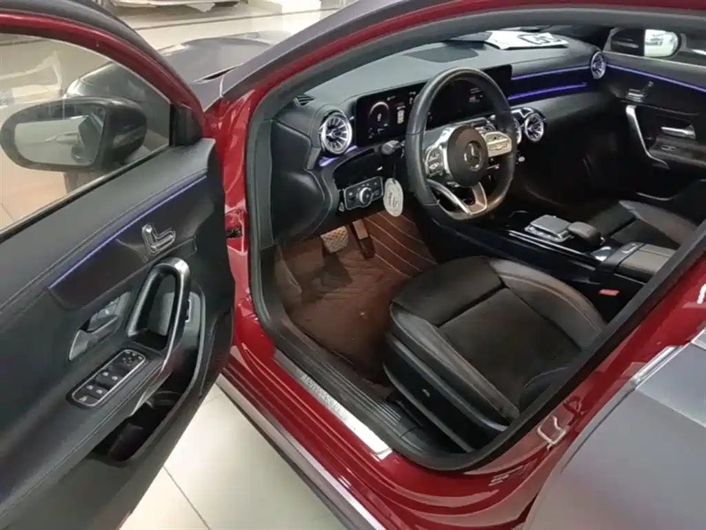 Mercedes-Benz A-Class 2022 Facelift III A 200 L Sport Sedan Fashion фото 16