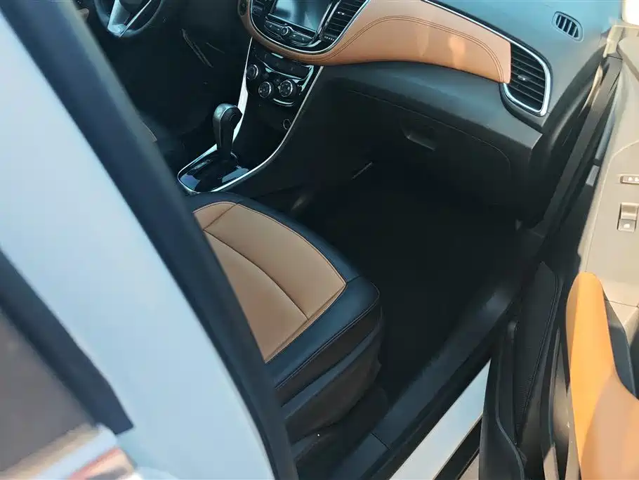 Chevrolet Trax 2017 1.4T Automatic AWD Flagship фото 8