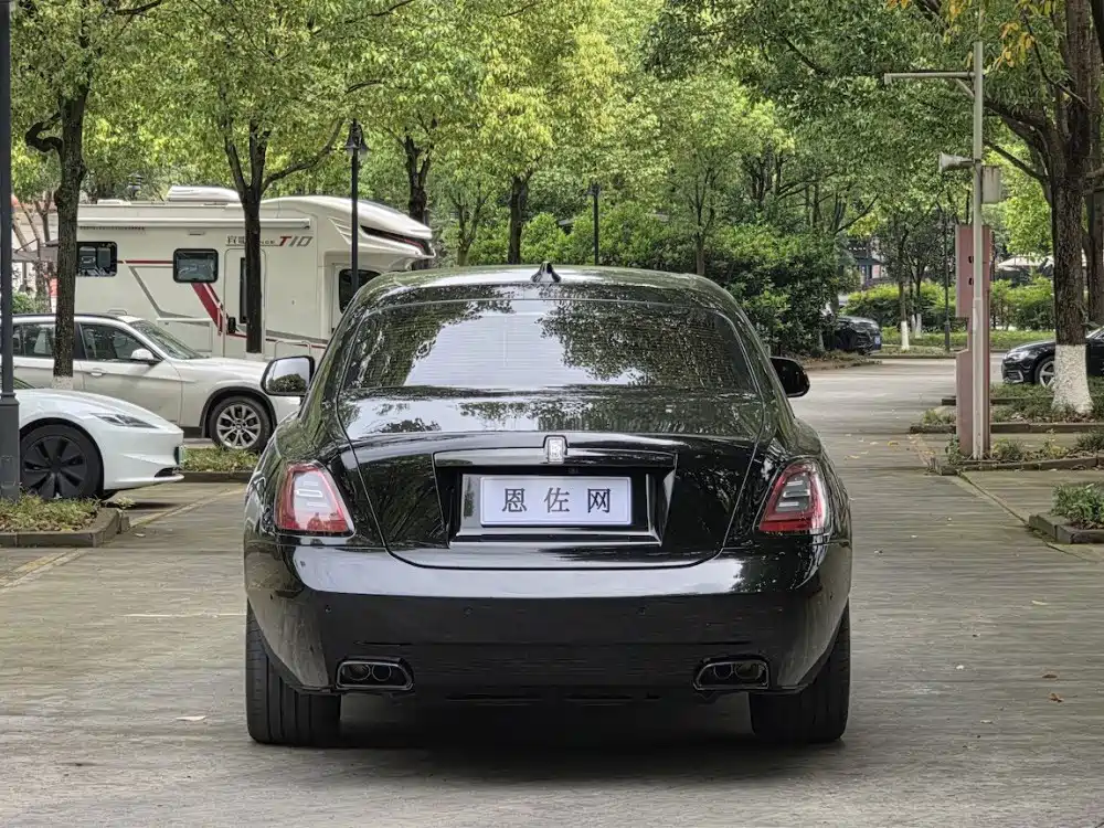 Фото 9 - Rolls-Royce Ghost