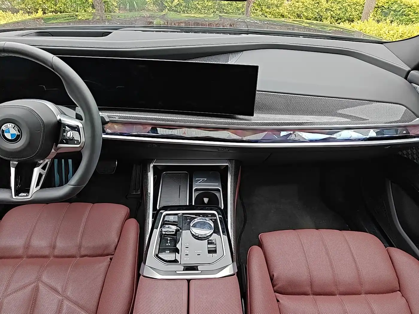 BMW 7 Series 2023 740Li Exclusive M Sport Package фото 5