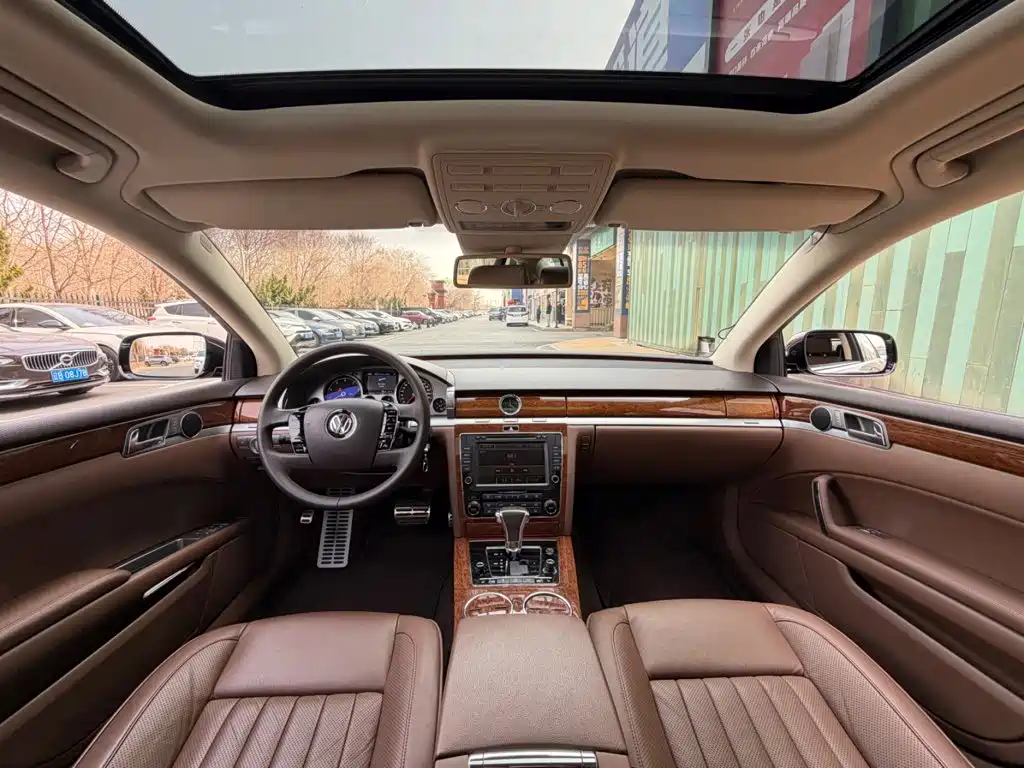 Volkswagen Phaeton 2015 2014 3.0L Executive Edition