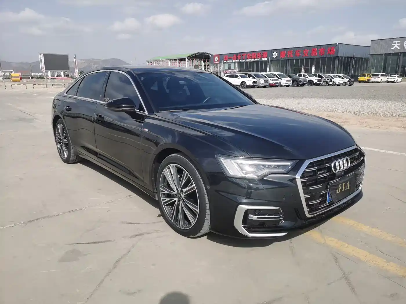 Audi A6L 2023 45 TFSI quattro Premium Dynamic фото 3