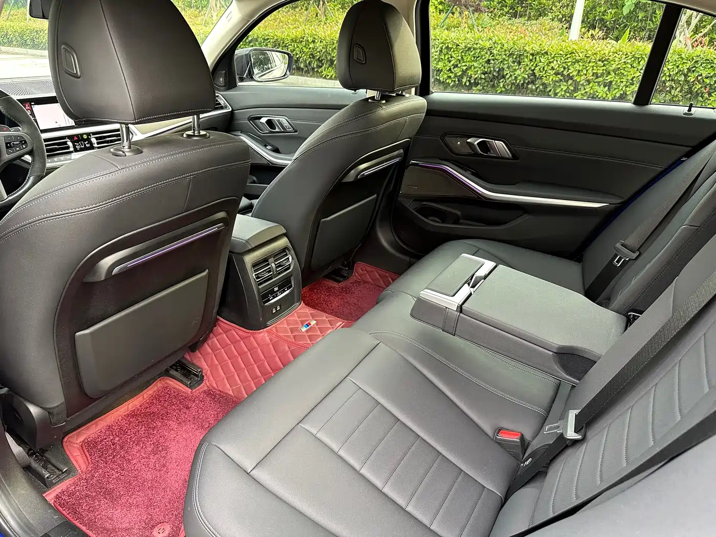 BMW 3 Series 2021 325Li M Sport Night Edition фото 10