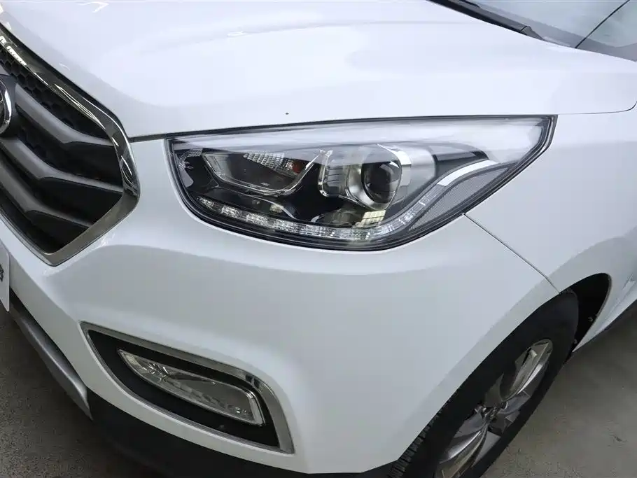 Hyundai Beijing Hyundai ix35 2015 2.0L Automatic 2WD Comfort China V фото 30