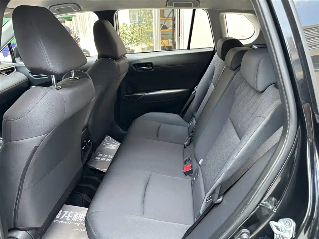 Toyota Corolla Cross 2024 2.0L Smart Hybrid Dual Engine Pioneer Edition фото 13
