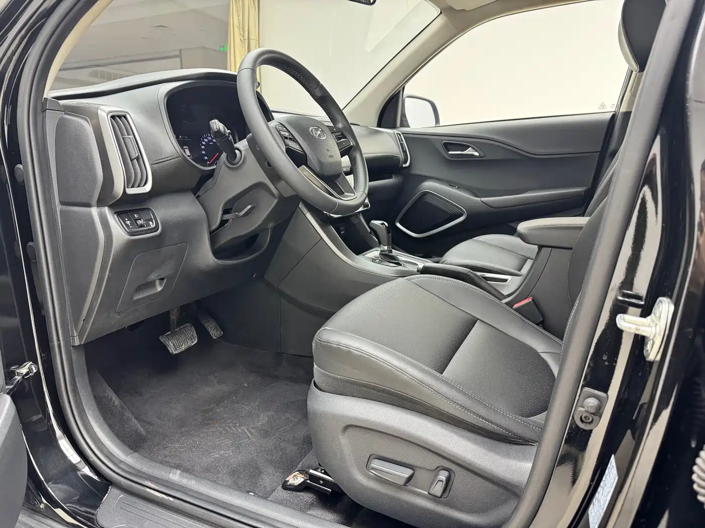 Hyundai Beijing Hyundai ix35 2018 2.0L Automatic 2WD Zhiyong·Enjoyment Edition фото 5
