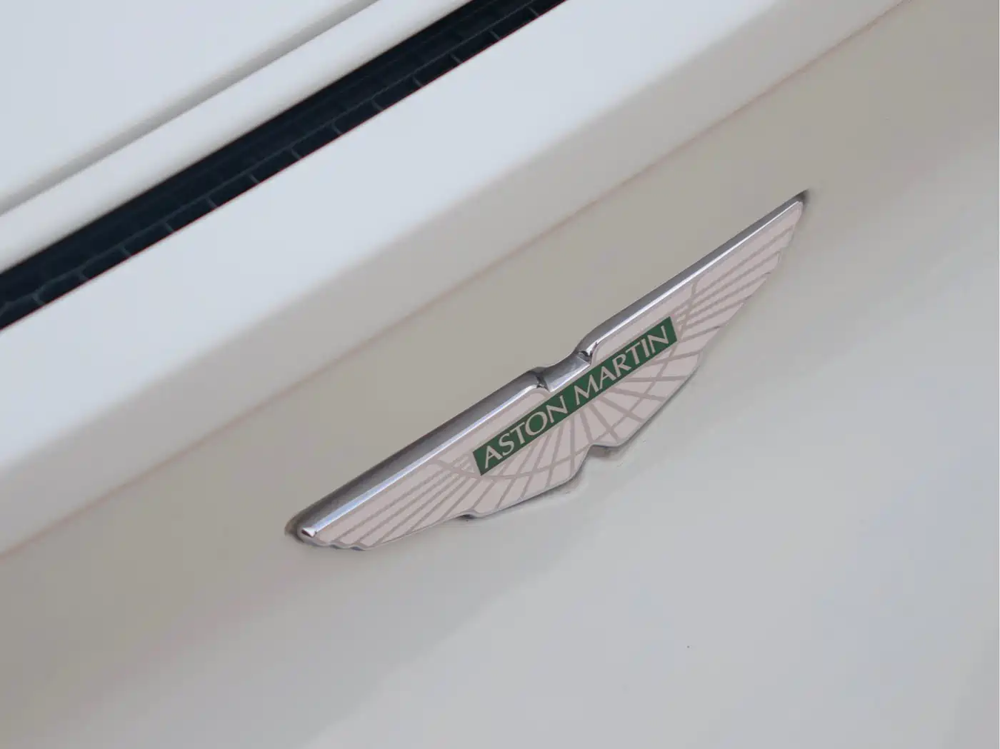 Aston Martin DB11 2018 2019 Model 4.0T V8 Coupe