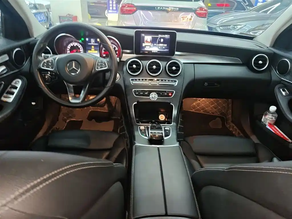 Mercedes-Benz C-Class 2017 Facelift C 200 L Sport Edition фото 6