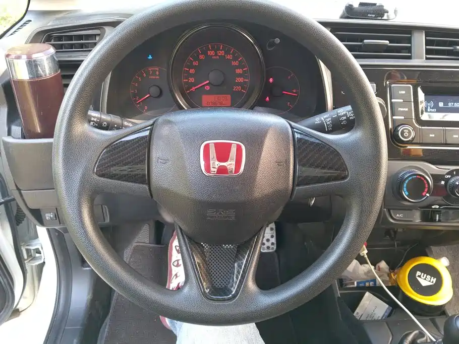صورة 15 - Honda Fit