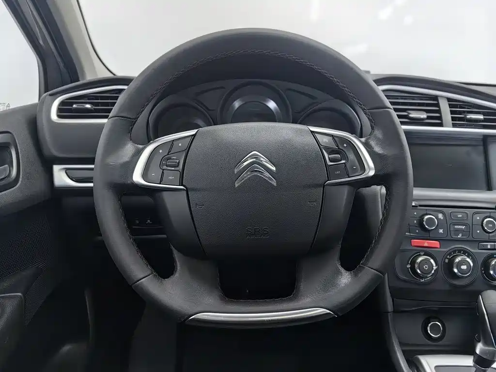 Photo 11 - Citroën C4L