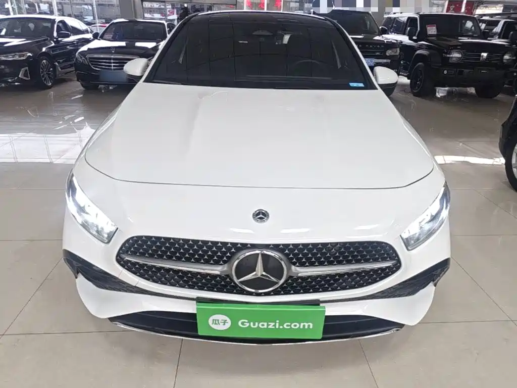 صورة 3 - Mercedes-Benz A-Class