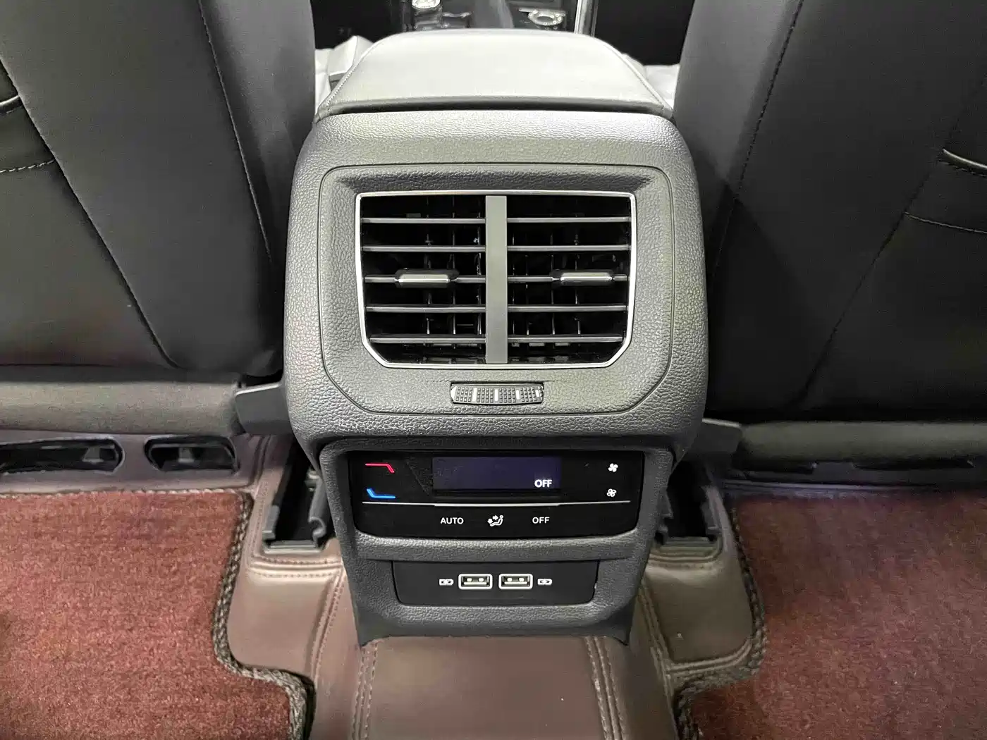 Volkswagen Tayron 2023 280TSI 2WD Luxury Plus Advanced Edition фото 11