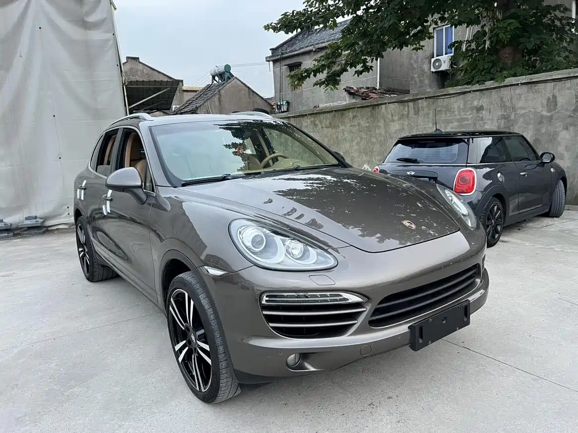 Porsche Cayenne 2011 Cayenne 3.0T фото 3