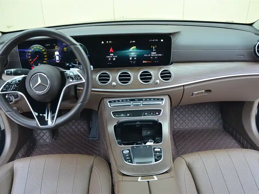  E CLASS
