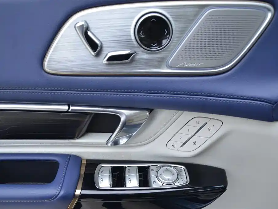 Buick Century 2023 2.0T 7-Seater World Edition фото 11