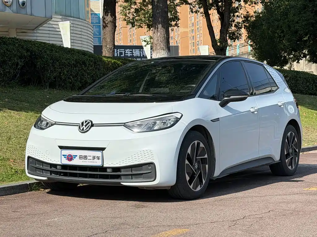 Volkswagen Volkswagen ID.3 2023 Pure Smart Edition