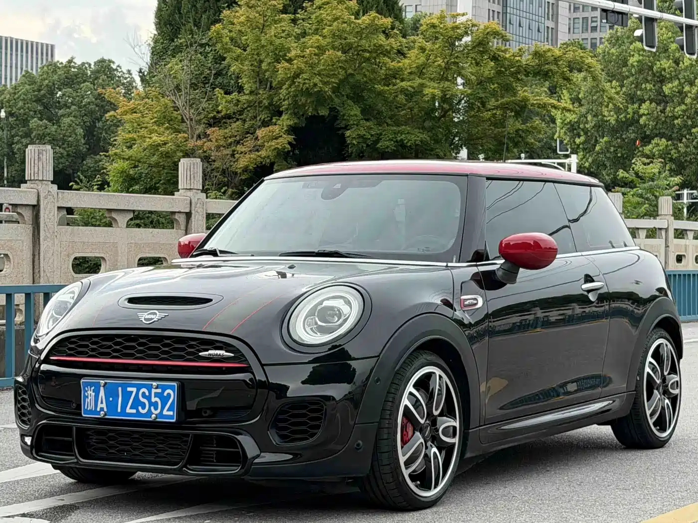 MINI JCW