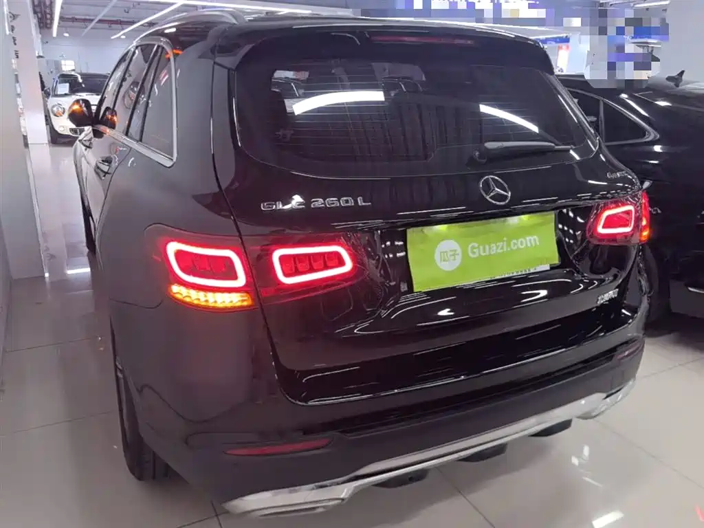 Mercedes-Benz GLC 2020 Facelift GLC 260 L 4MATIC Luxury фото 5