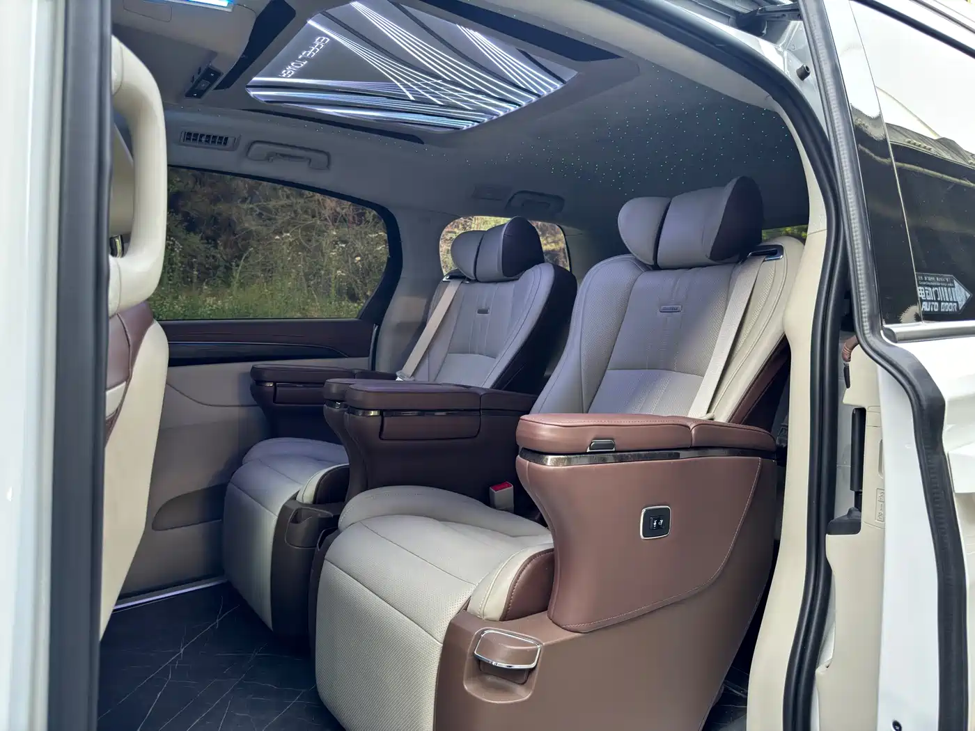 Buick GL8 2022 ES Landmark 653T Comfort фото 10