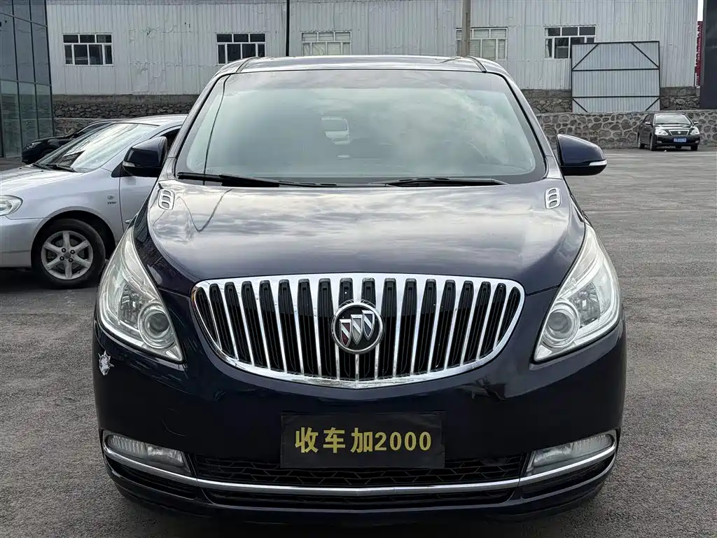 Buick GL8 2011 2.4L CT Luxury Business Comfort Edition