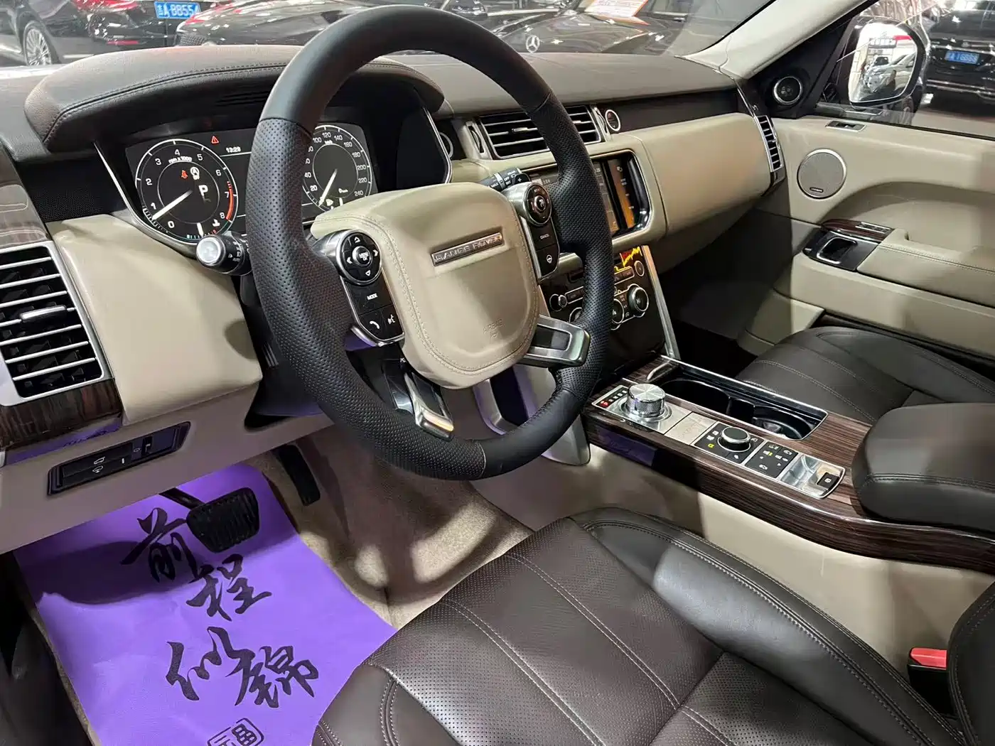 Land Rover Range Rover 2014 3.0 SC V6 Vogue фото 5