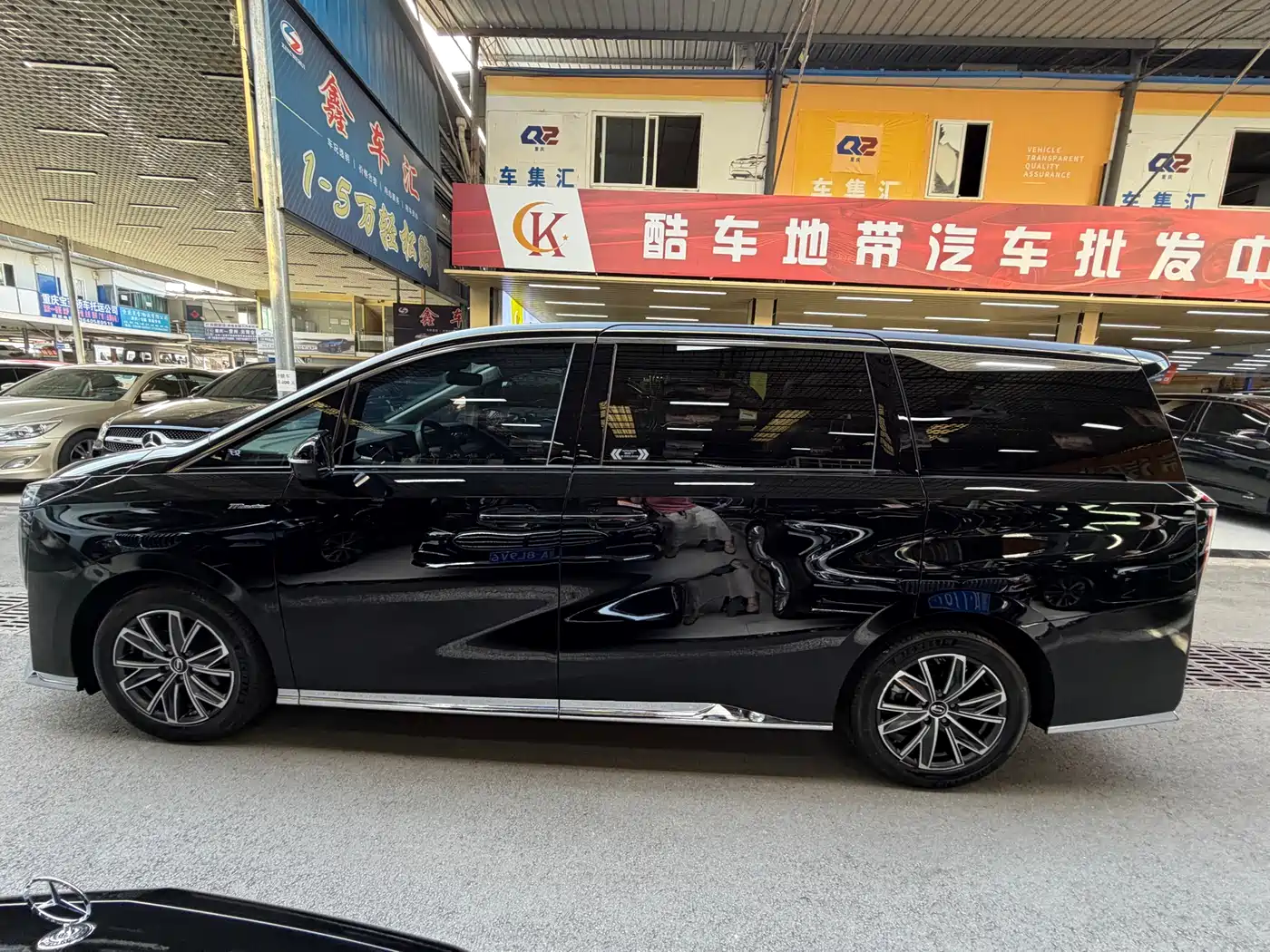 GAC TRUMPCHI M8