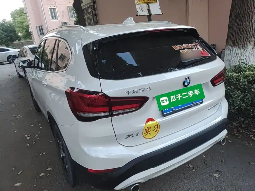 BMW X1 2022 sDrive25Li Leading фото 5