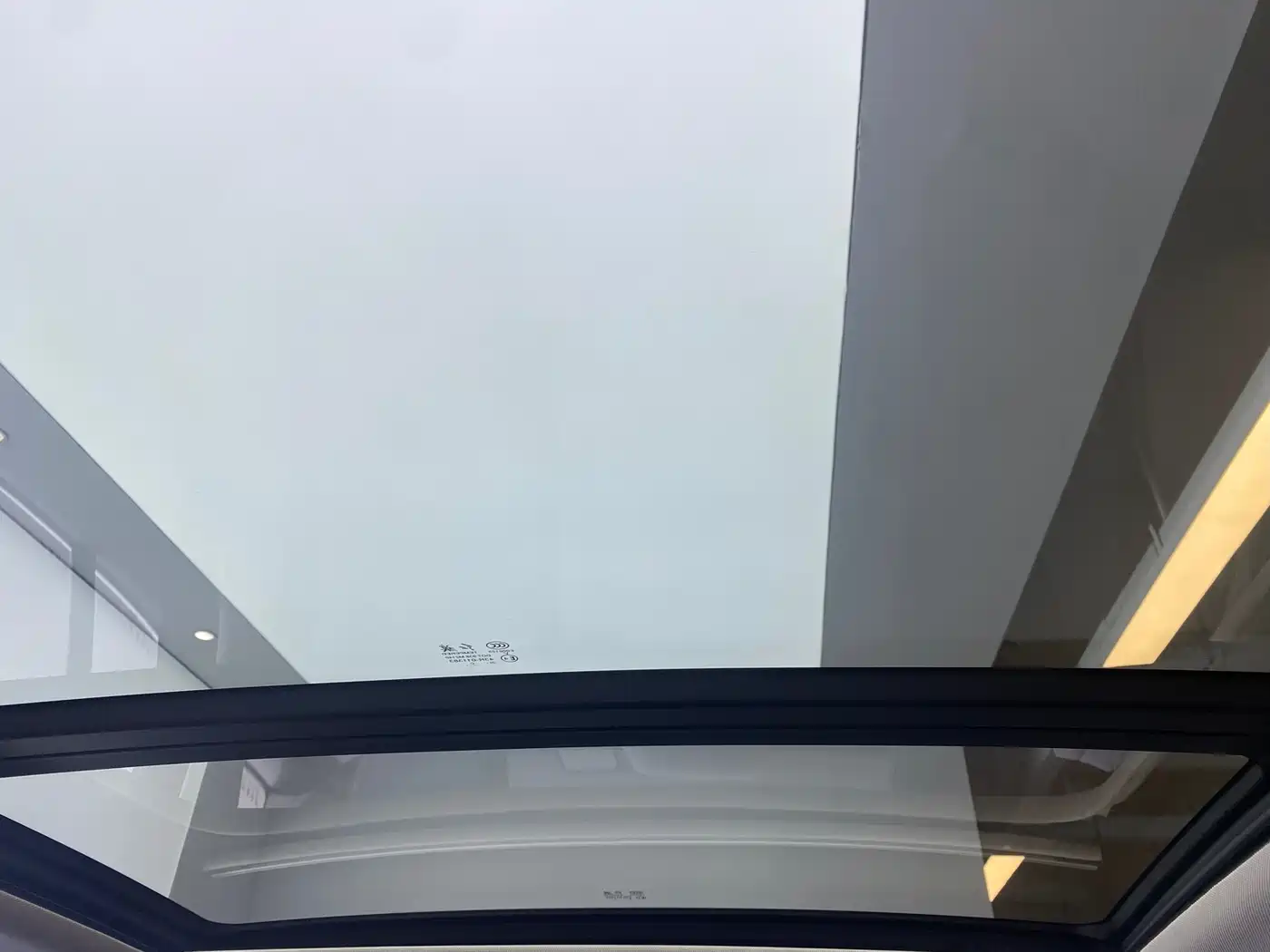 Hongqi H5 PHEV 2025 170 Super Hybrid Edition фото 14