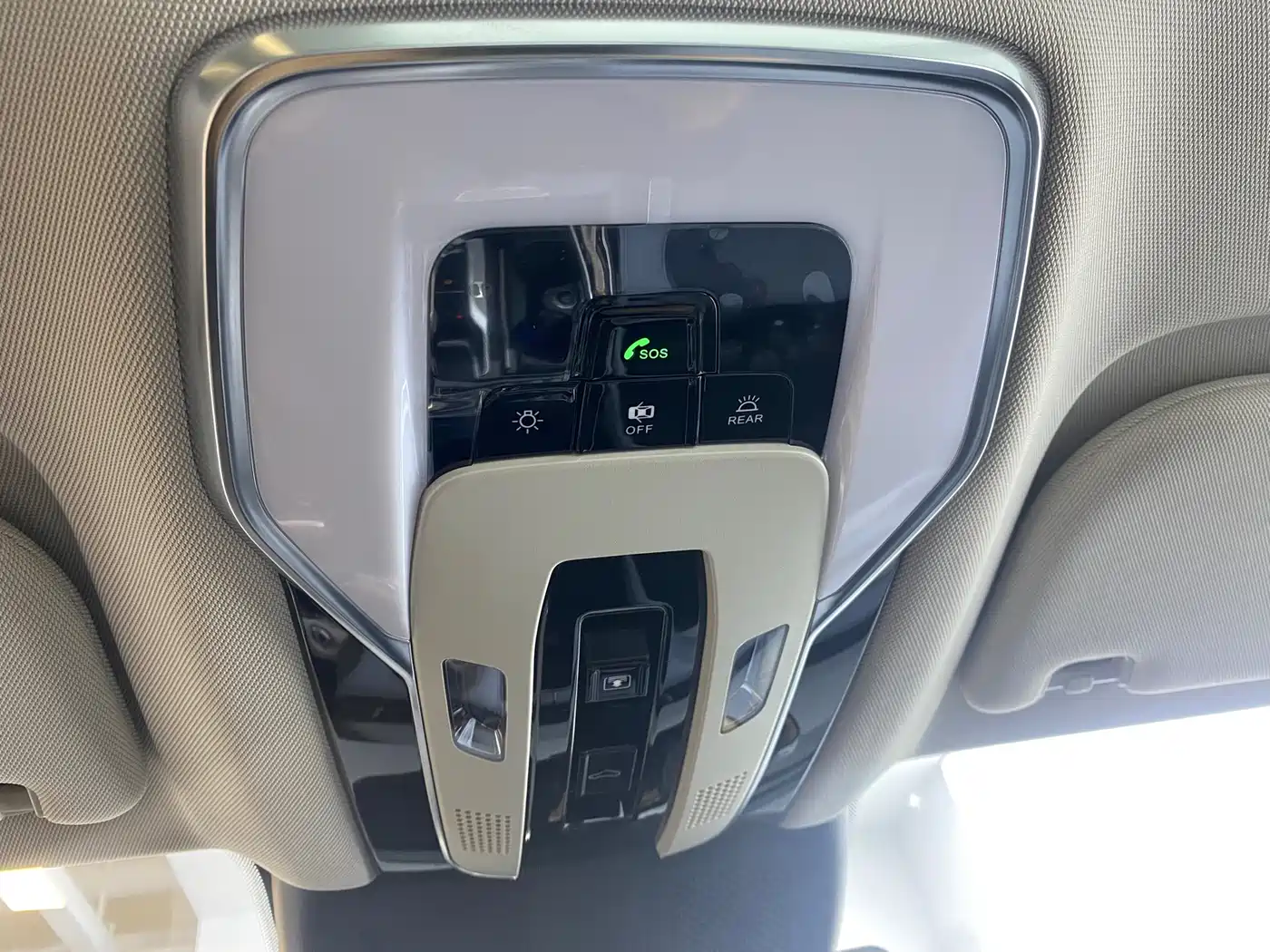 Hongqi H5 PHEV 2025 170 Super Hybrid Edition фото 13