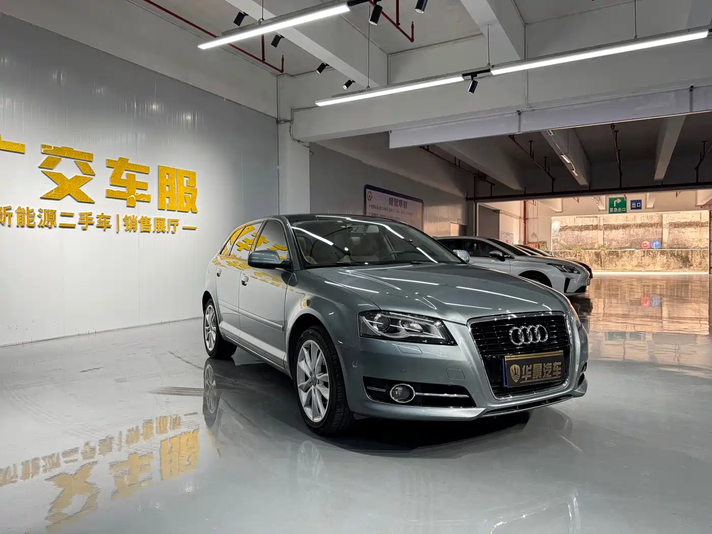 Audi A3 (Import) 2010 Sportback 1.8T Premium Model фото 8