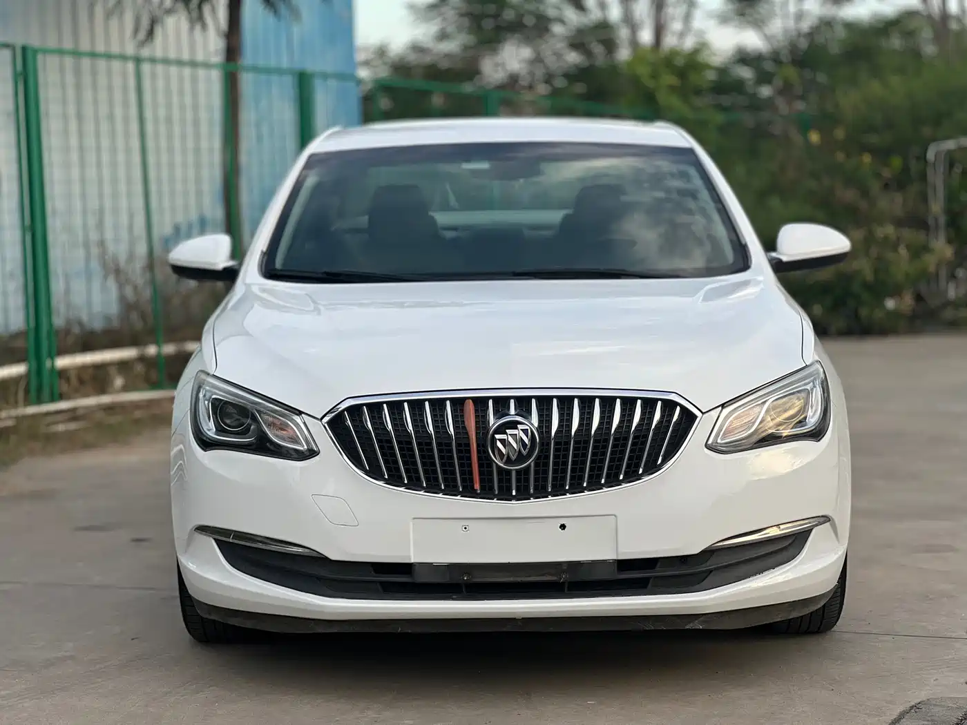 Buick Excelle 2017 15N Automatic Progressive фото 2