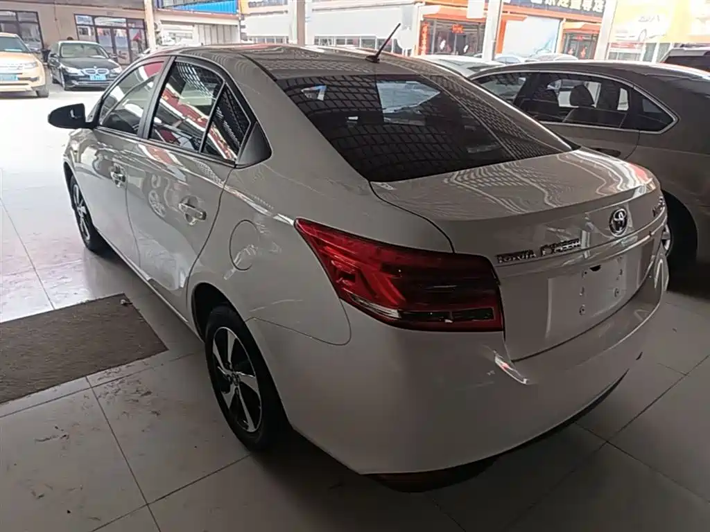 Toyota YARiS L Zhi Xiang 2019 1.5E CVT Charming China VI фото 5
