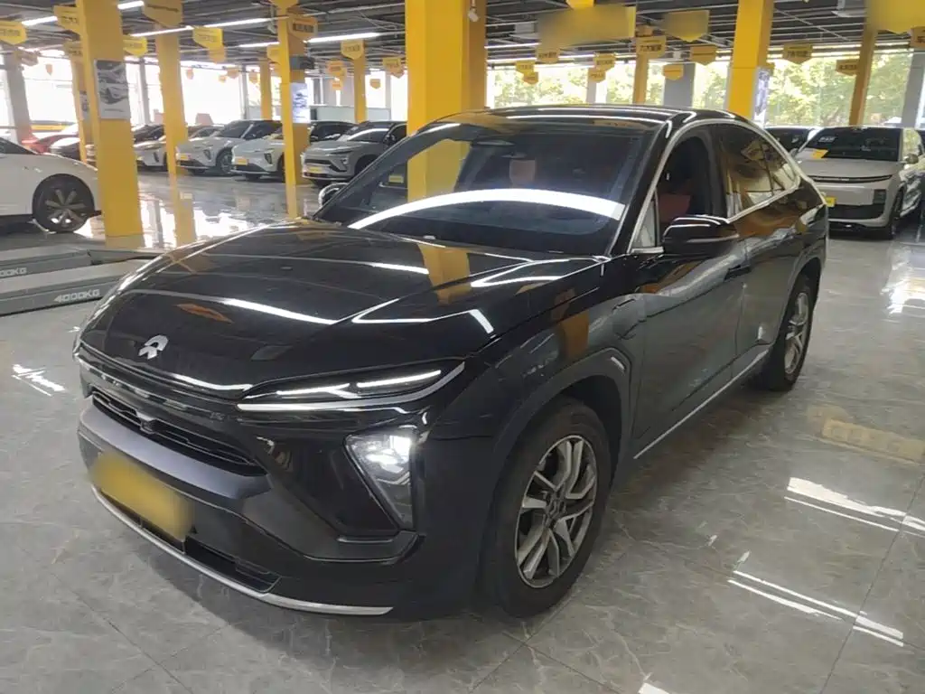 Фото 1 - NIO EC6