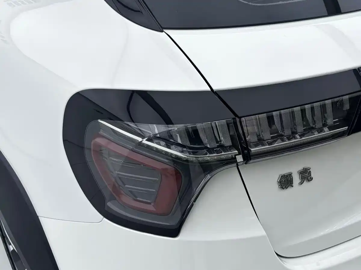 Lynk & Co 02 2019 1.5T DCT 2WD Power Edition China VI фото 15