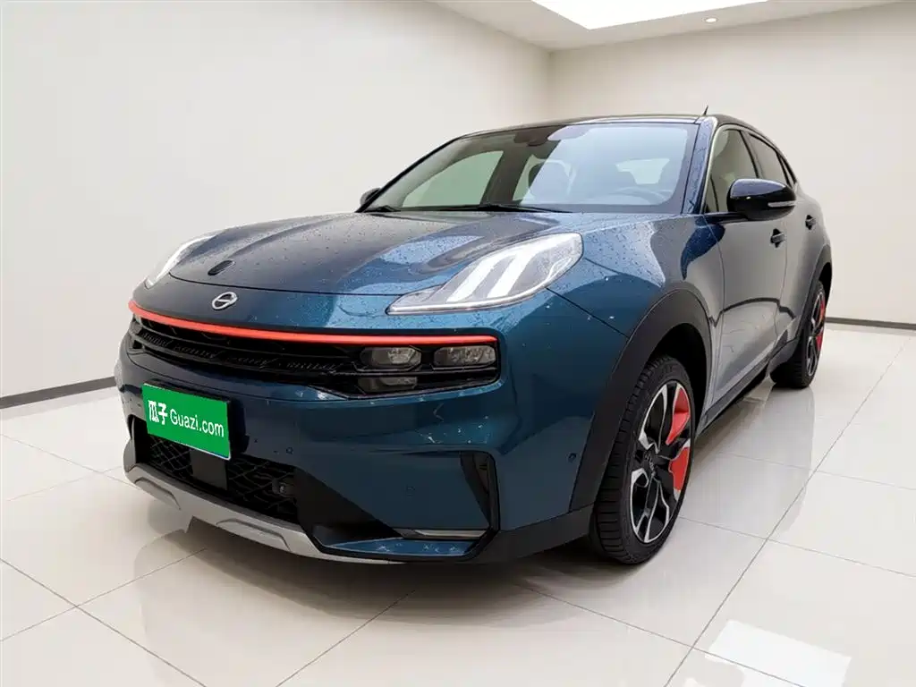 Lynk & Co 06 2020 1.5T Halo фото 2
