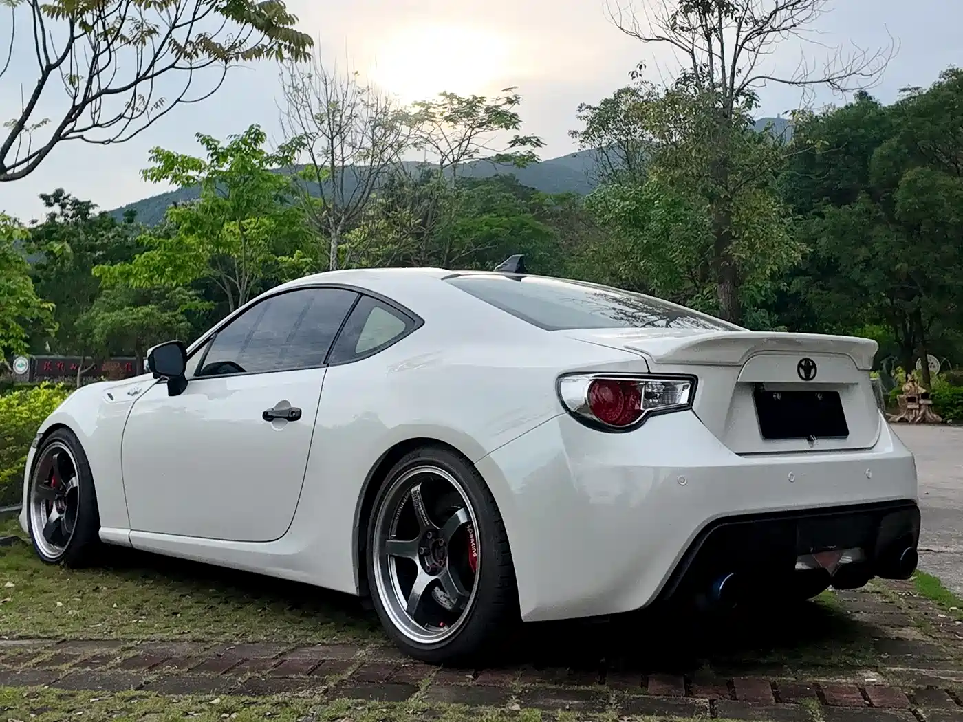 Toyota 86 2013 2.0L Automatic Luxury фото 55