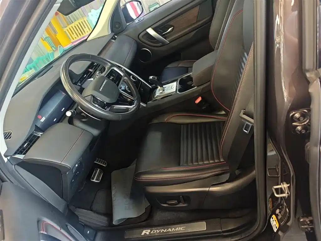 Land Rover Discovery Sport 2023 249PS R-Dynamic S Performance Version фото 15