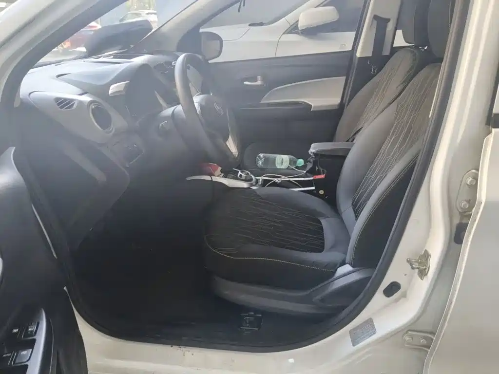 Changan Benben E-Star 2022 2021 National Edition Heartjoy (Quick Charge) LFP (31.95kWh)