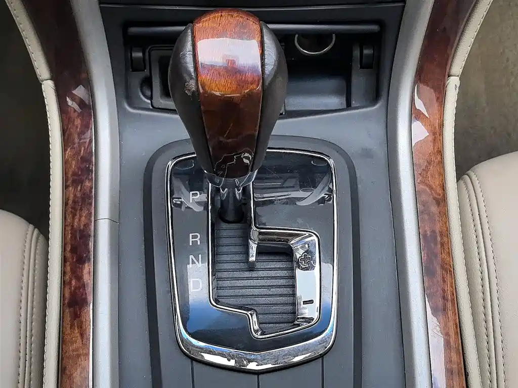 Cadillac SLS 2011 Model 2.0T Elite фото 13