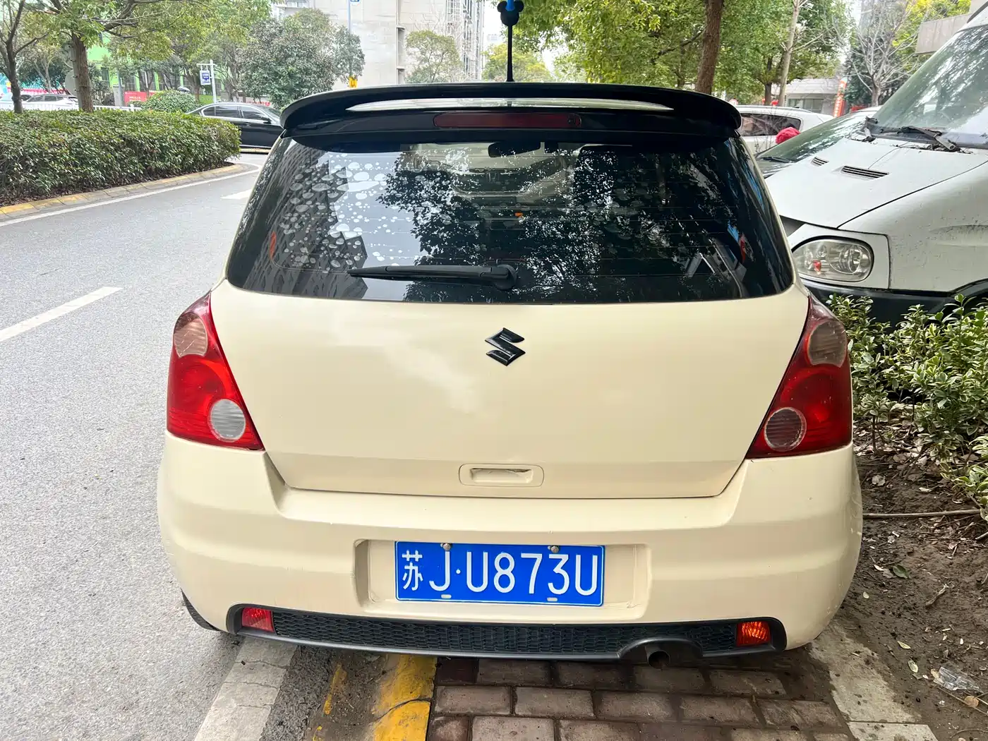 Suzuki Swift 2012 2011 Model 1.5L Automatic Sport