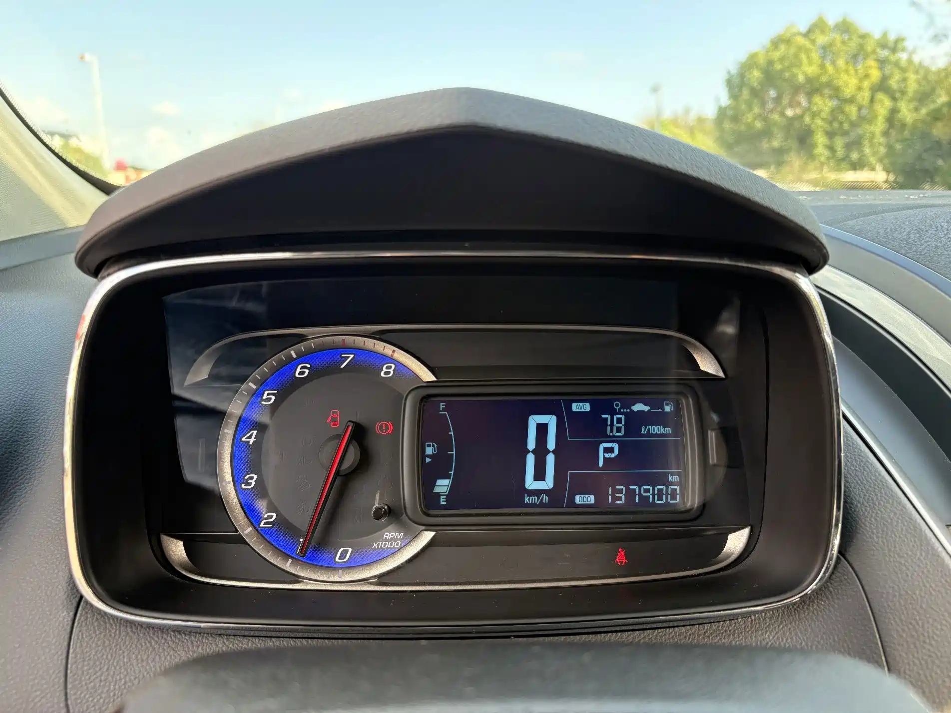 Photo 11 - Chevrolet Trax
