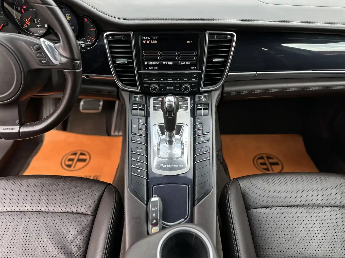Porsche Panamera 2010 Panamera 4 3.6L фото 14