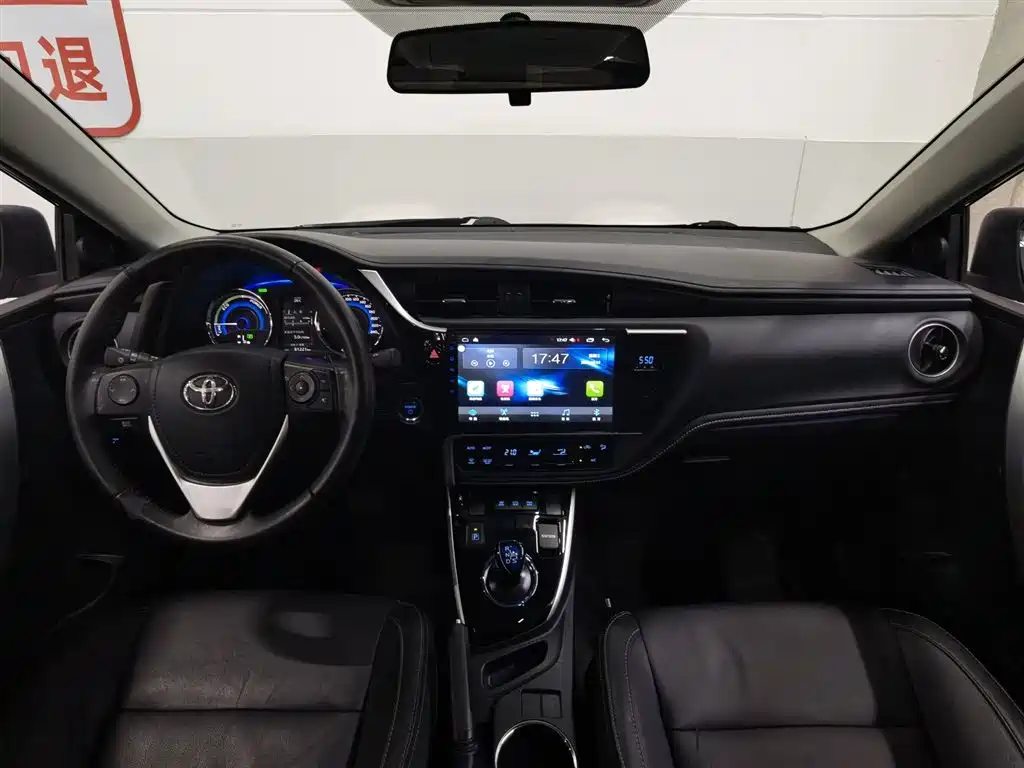 Toyota Corolla 2017 Facelift Hybrid 1.8L E-CVT Elite Edition фото 5