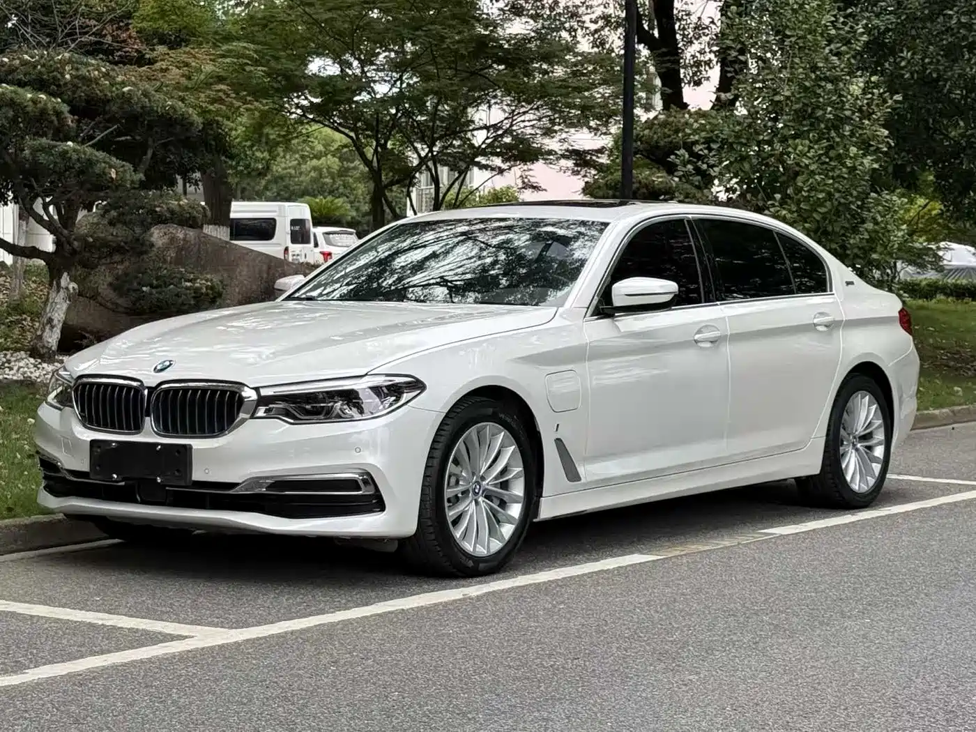 BMW 5 Series New Energy